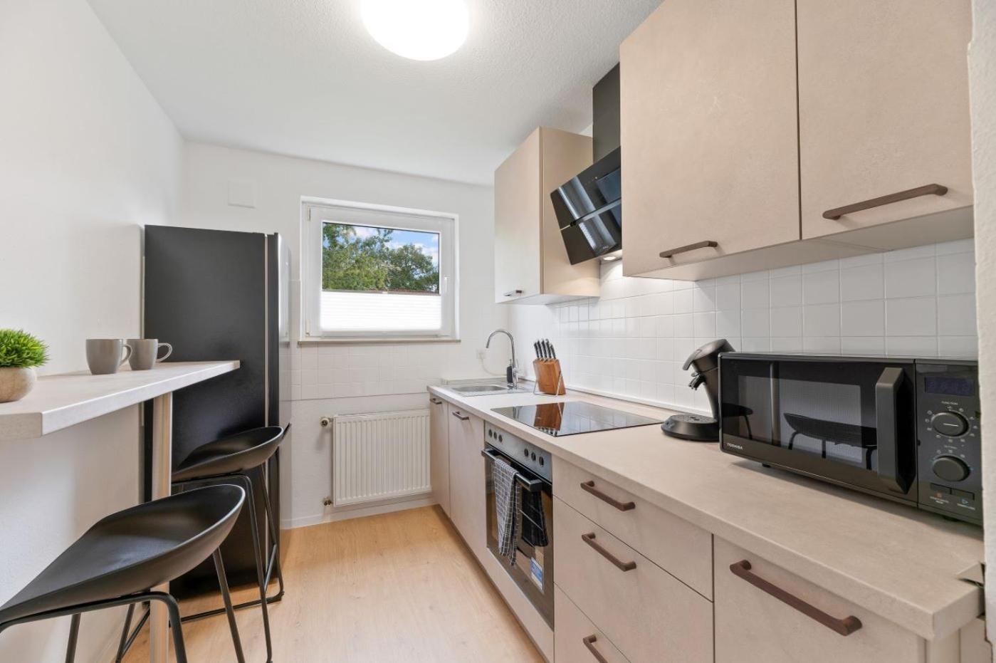 Ferienwohnung Westside Flat - 5Min To Downtown Ludwigsburg Exterior foto